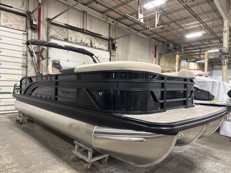 New 2026 Bennington 23SSB Limited Tri Toon - Wilson Marine