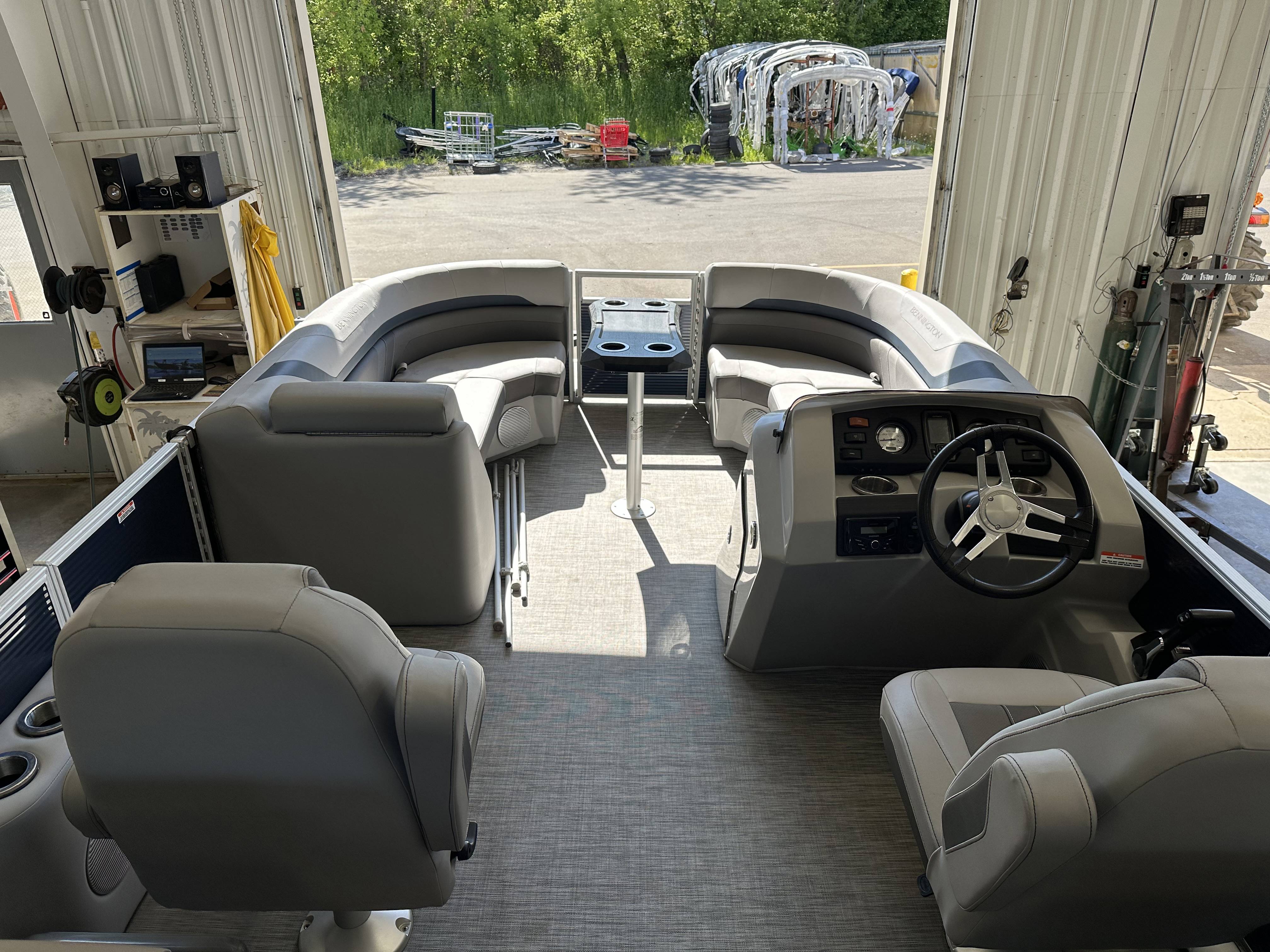 2020 Bennington 22 SSRX, photo 12 of 15