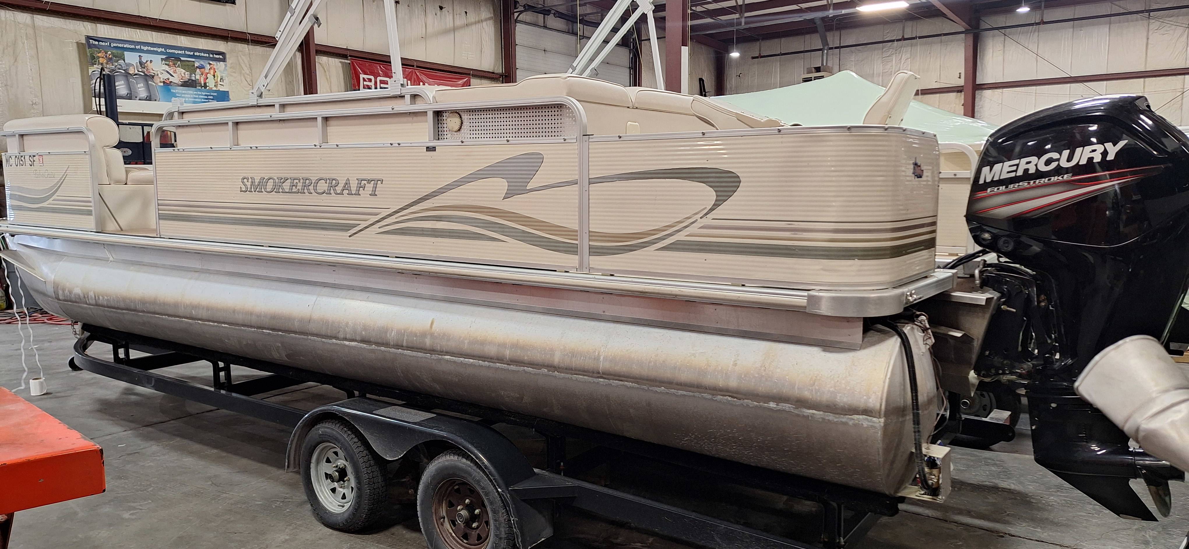 2001 Smoker Craft 824 Fish and Cruise - Wilson Marine