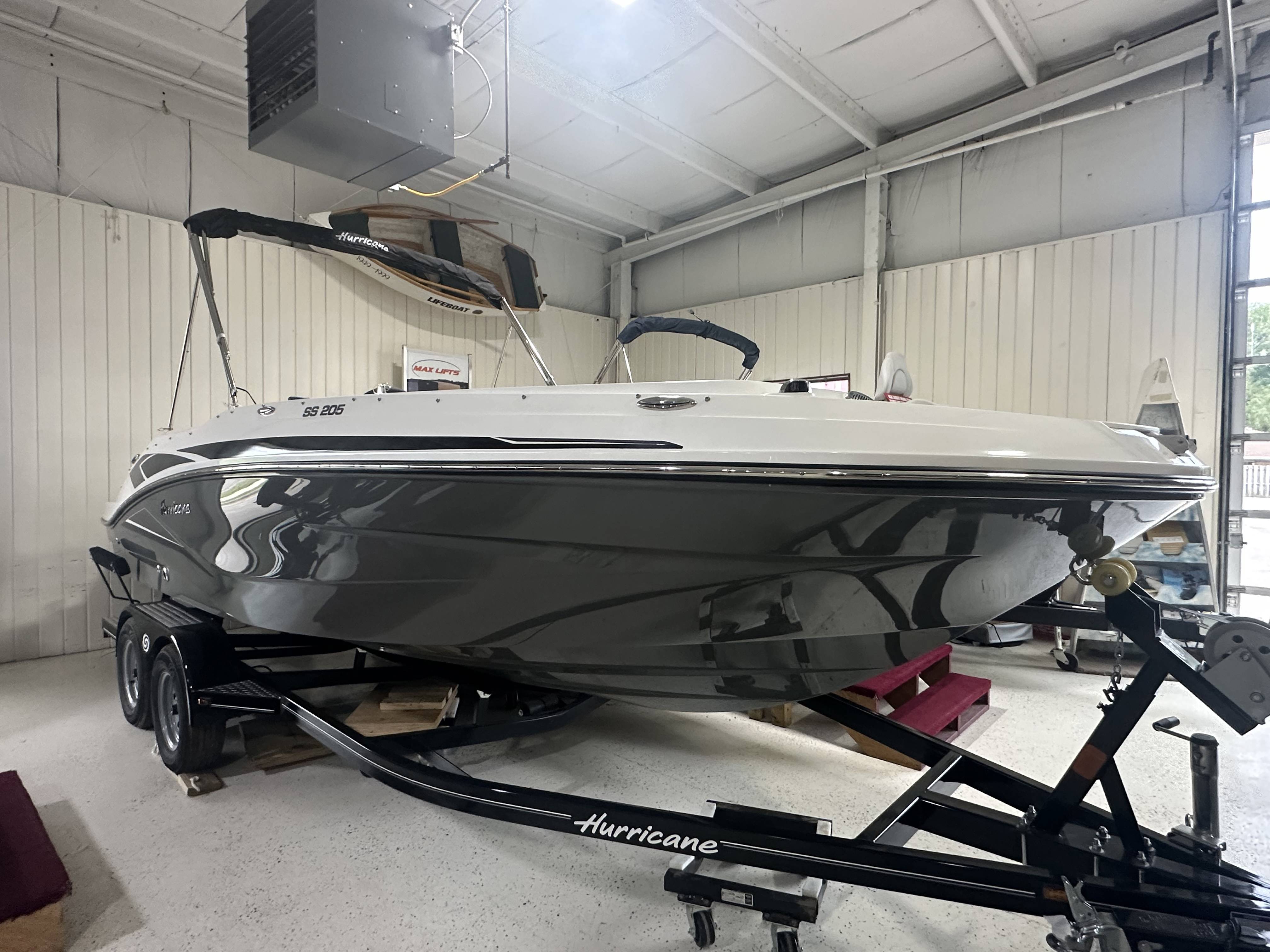 2024 Hurricane SunDeck Sport 205 IO - Wilson Marine