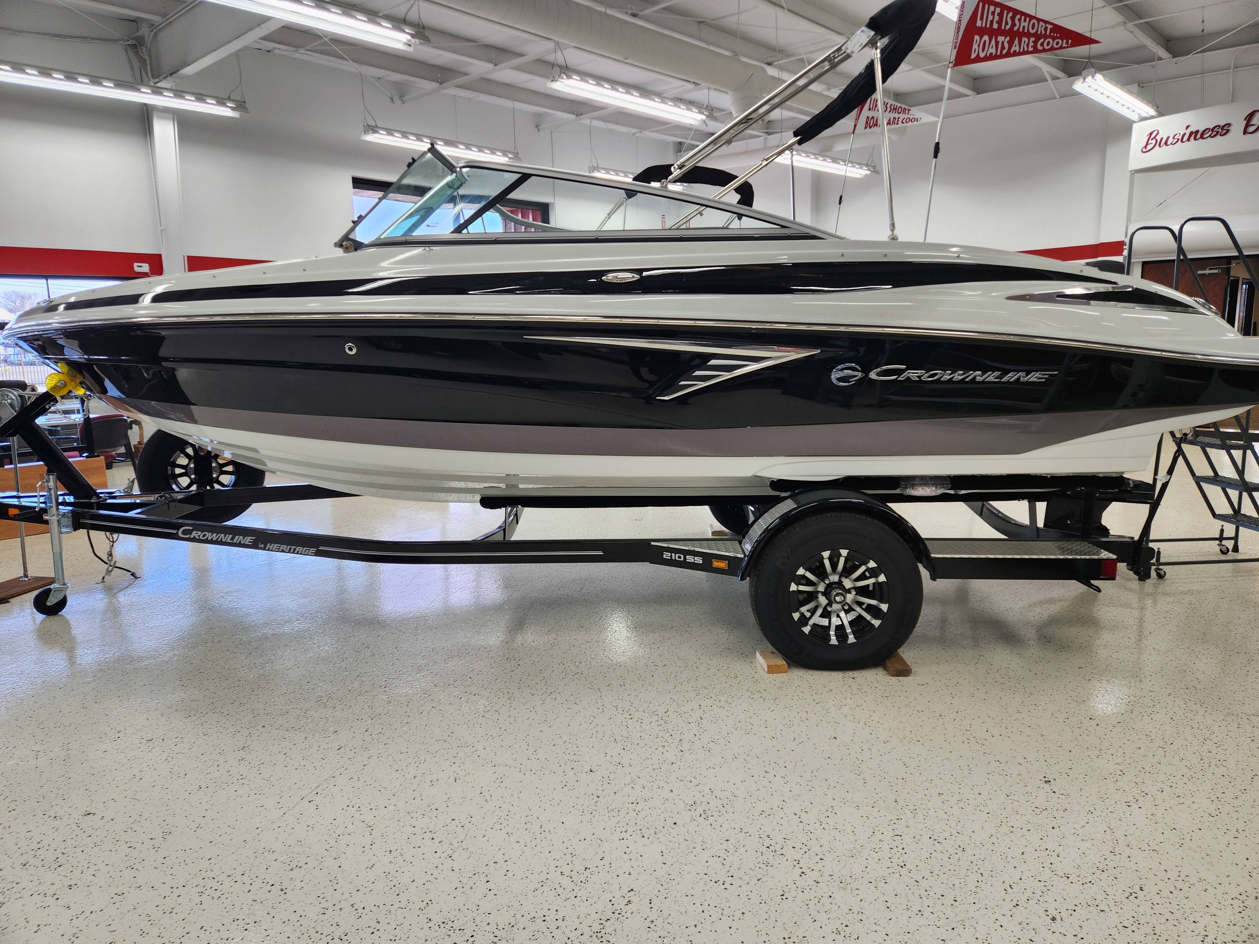 2024 Crownline 210 SS - Wilson Marine
